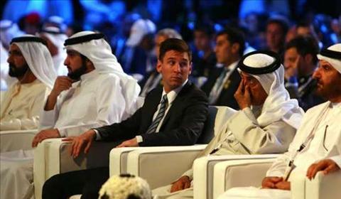 Messi vượt mặt Ronaldo để được vinh danh tại Globe Soccer Awards